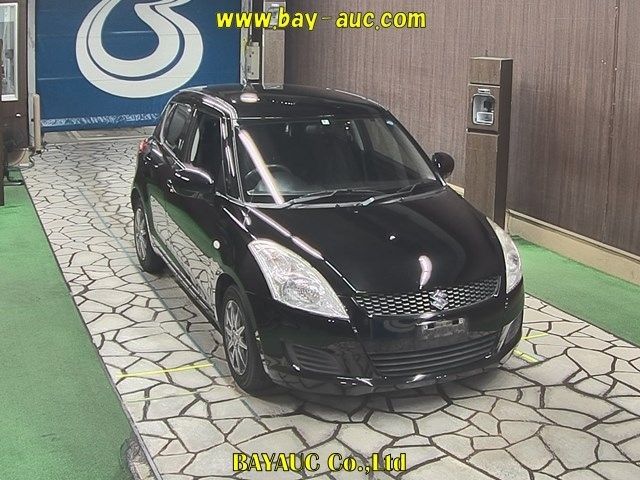 70053 Suzuki Swift ZC72S 2012 г. (BAYAUC)