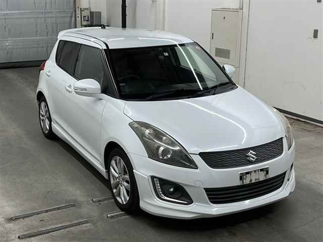 75196 Suzuki Swift ZC72S 2014 г. (MIRIVE Saitama)