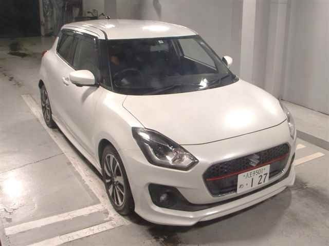 8032 Suzuki Swift ZC13S 2017 г. (JU Tokyo)