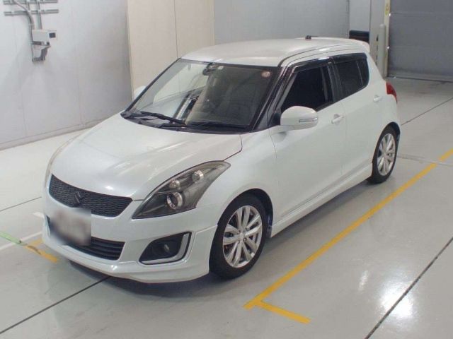 90456 Suzuki Swift ZC72S 2014 г. (CAA Chubu)