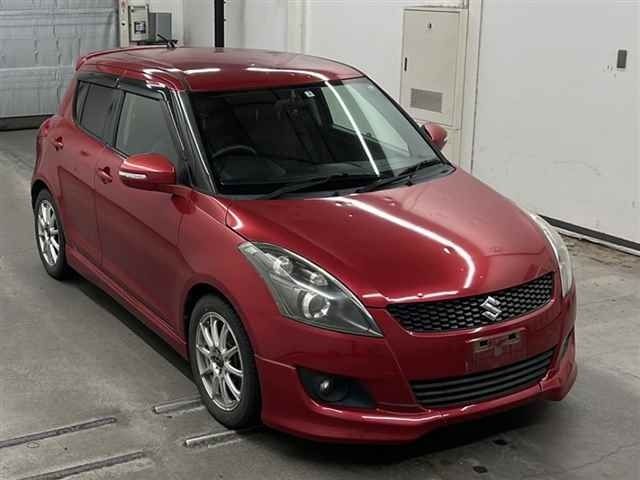 90473 Suzuki Swift ZC72S 2013 г. (MIRIVE Saitama)