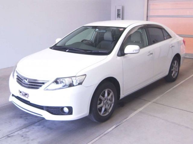 70038 TOYOTA ALLION NZT260 2013 г. (TAA Kantou)