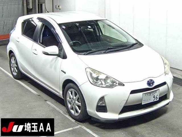 10214 TOYOTA AQUA NHP10 2012 г. (JU Saitama)