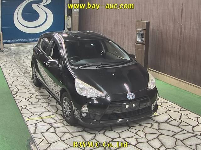 15054 TOYOTA AQUA NHP10 2014 г. (BAYAUC)