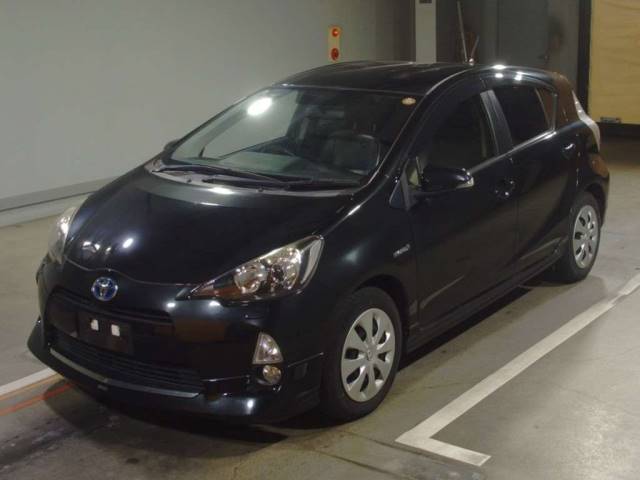 4089 TOYOTA AQUA NHP10 2014 г. (TAA Hiroshima)