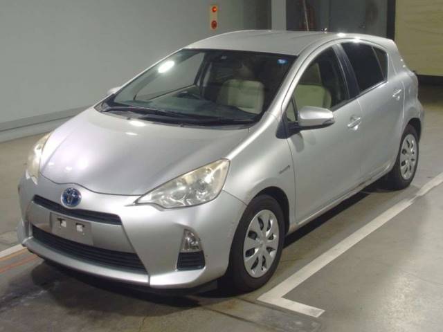 4227 TOYOTA AQUA NHP10 2012 г. (TAA Hiroshima)