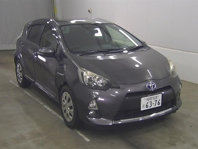 60142 TOYOTA AQUA NHP10 2012 г. (Honda Kyushu)