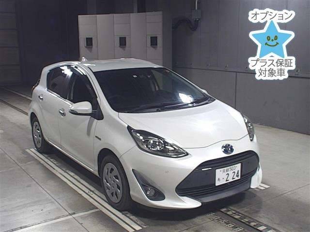 6076 TOYOTA AQUA NHP10 2018 г. (JU Gifu)