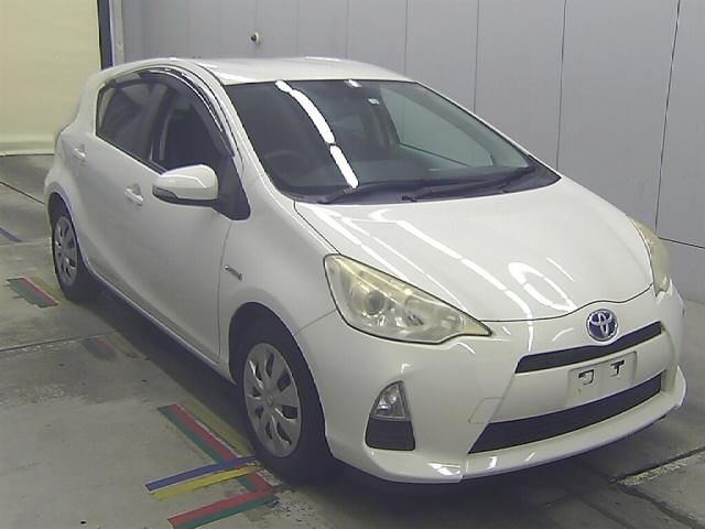 79148 TOYOTA AQUA NHP10 2012 г. (Honda Kansai)