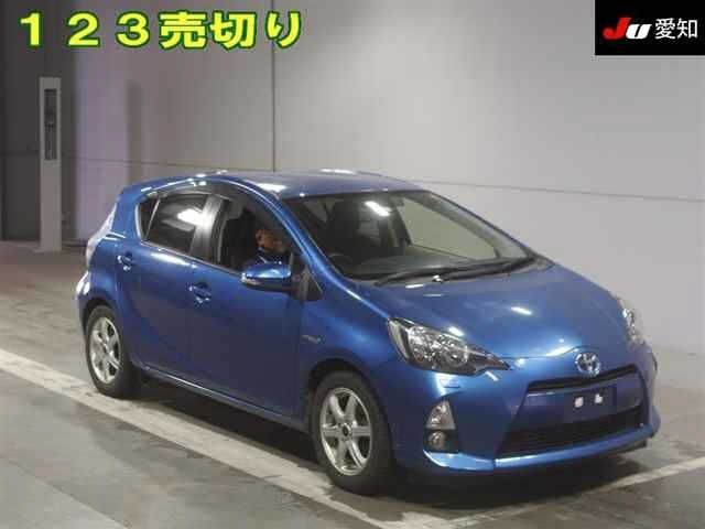 1093 TOYOTA AQUA NHP10 2012 г. (JU Aichi)