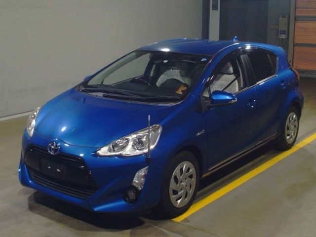 253 TOYOTA AQUA NHP10 2016 г. (TAA Kantou)