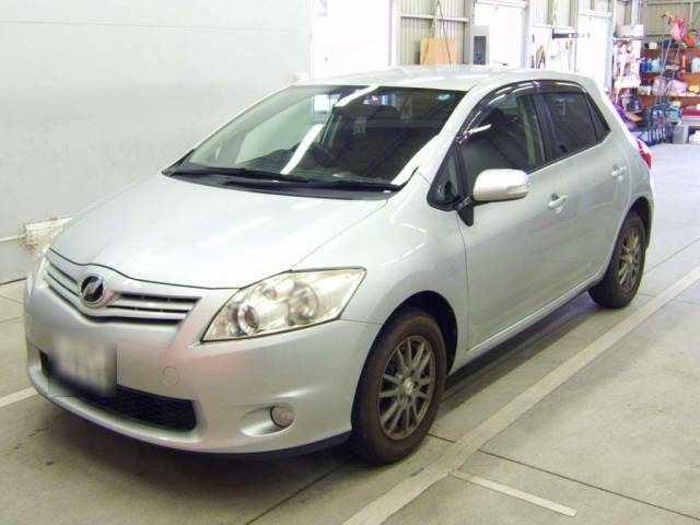 77055 TOYOTA AURIS NZE154H 2011 г. (TAA Chubu)