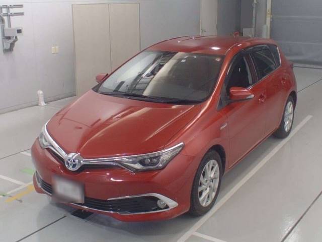 90349 TOYOTA AURIS ZWE186H 2016 г. (CAA Chubu)