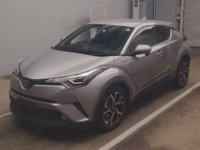 148 TOYOTA C-HR ZYX10 2017 г. (TAA Kantou)