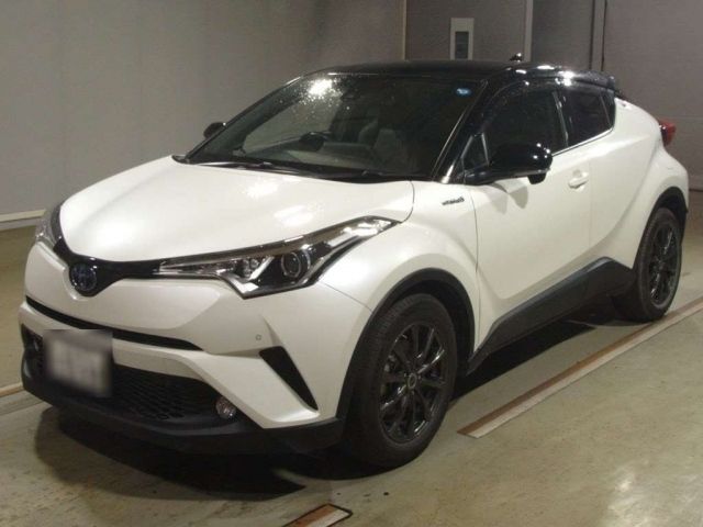 2013 TOYOTA C-HR ZYX10 2017 г. (TAA Hyogo)