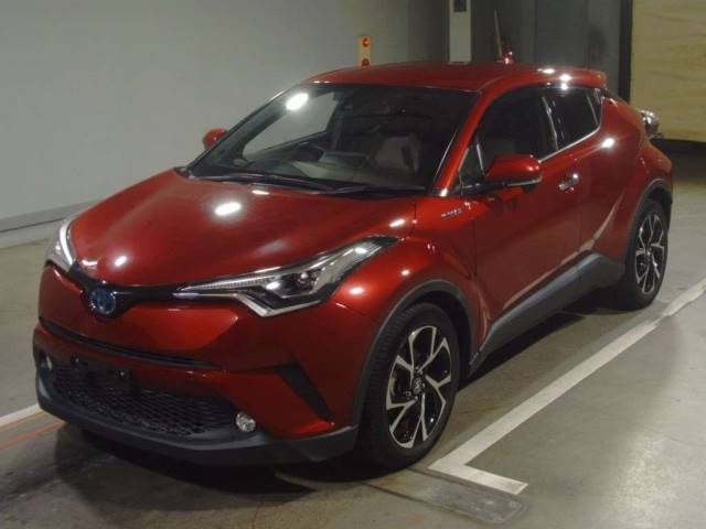 2096 TOYOTA C-HR ZYX10 2018 г. (TAA Hiroshima)