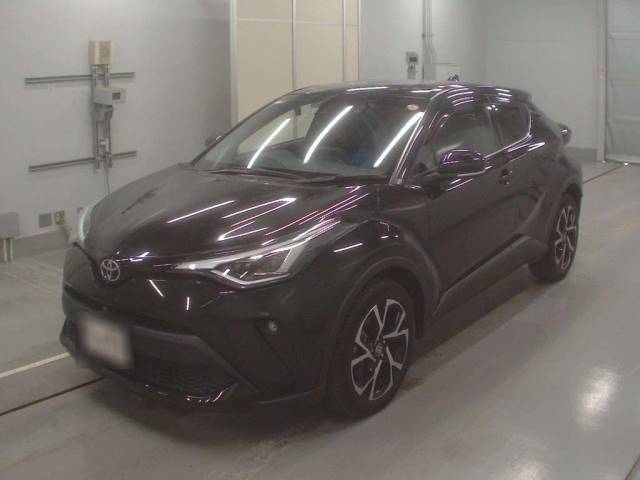 30398 TOYOTA C-HR NGX50 2020 г. (CAA Tokyo)