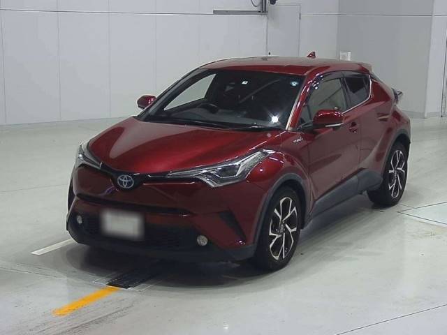 36243 TOYOTA C-HR ZYX10 2017 г. (CAA Chubu)