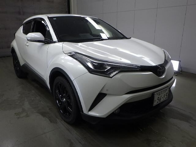 50097 TOYOTA C-HR NGX50 2017 г. (Honda Nagoya)