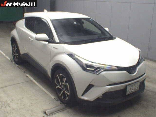 6403 TOYOTA C-HR ZYX10 2018 г. (JU Kanagawa)