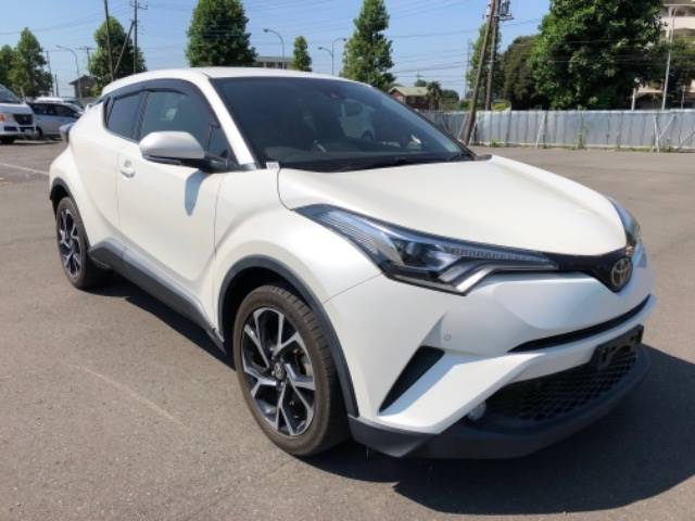 746 TOYOTA C-HR NGX50 2017 г. (ARAI Oyama)