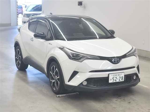 70598 TOYOTA C-HR ZYX10 2018 г. (MIRIVE Aichi)