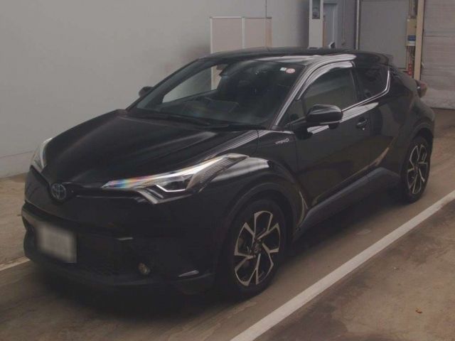 2120 TOYOTA C-HR ZYX10 2017 г. (TAA Kantou)