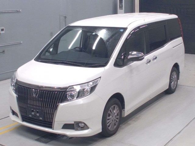 61037 TOYOTA ESQUIRE ZRR80G 2017 г. (CAA Chubu)