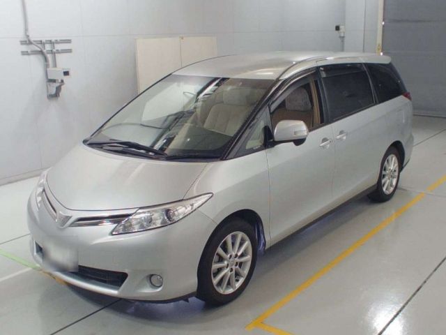 31637 TOYOTA ESTIMA ACR50W 2014 г. (CAA Chubu)