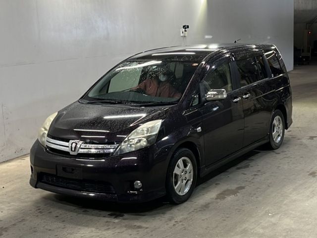 76 TOYOTA ISIS ZGM10W 2012 г. (KCAA Fukuoka)