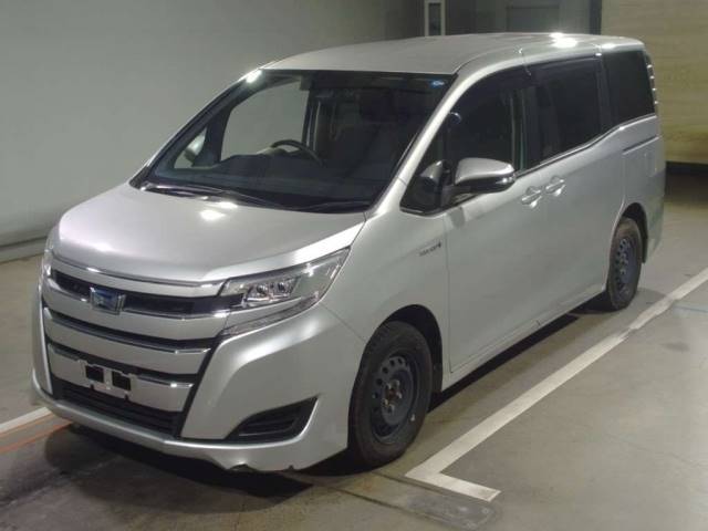 320 TOYOTA NOAH ZWR80G 2018 г. (TAA Hiroshima)