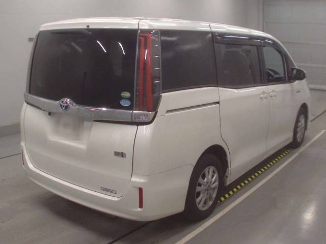 40067 TOYOTA NOAH ZWR80G 2017 г. (CAA Tokyo)