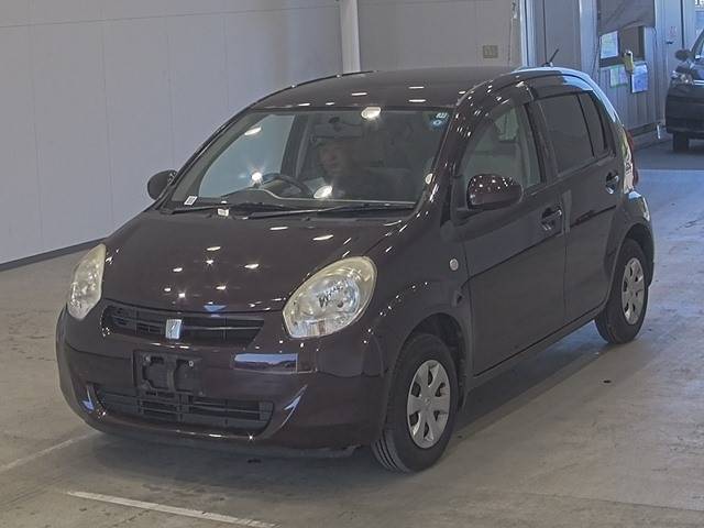 4042 TOYOTA PASSO KGC30 2012 г. (ARAI Oyama)