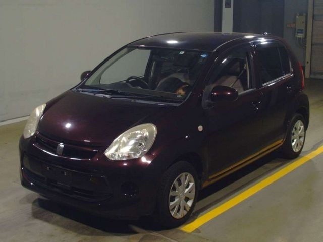 4073 TOYOTA PASSO KGC30 2014 г. (TAA Yokohama)