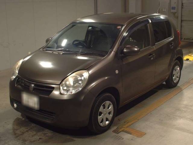 4404 TOYOTA PASSO KGC30 2013 г. (TAA Kyushu)