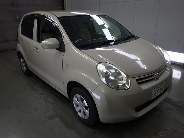 50094 TOYOTA PASSO KGC30 2011 г. (Honda Nagoya)