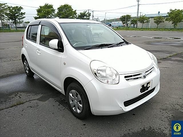 35 TOYOTA PASSO KGC35 2012 г. (ZERO Hokkaido)