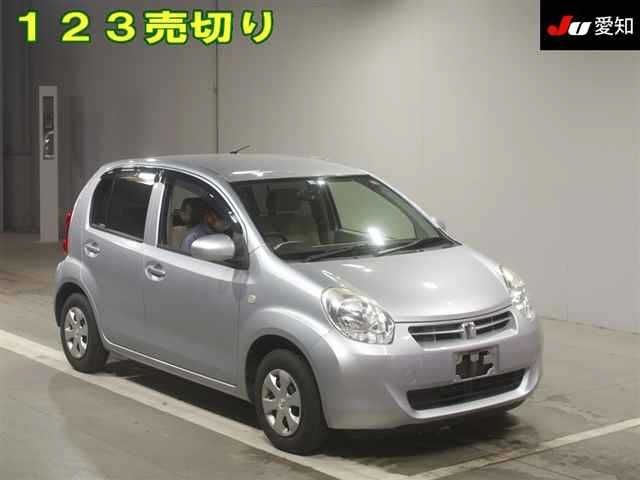 1014 TOYOTA PASSO KGC30 2012 г. (JU Aichi)