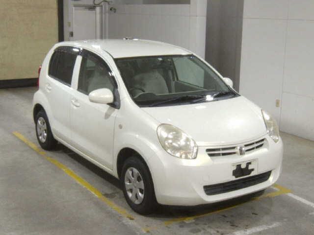 4020 TOYOTA PASSO KGC30 2010 г. (JU Fukuoka)