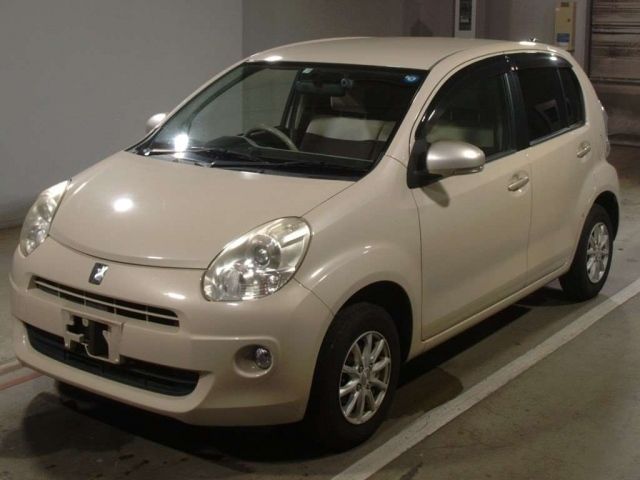 4163 TOYOTA PASSO KGC30 2010 г. (TAA Chubu)