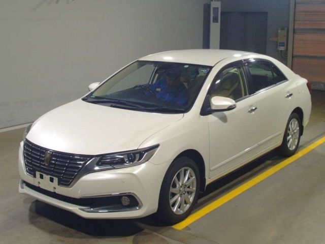 12590 TOYOTA PREMIO ZRT260 2018 г. (TAA Yokohama)