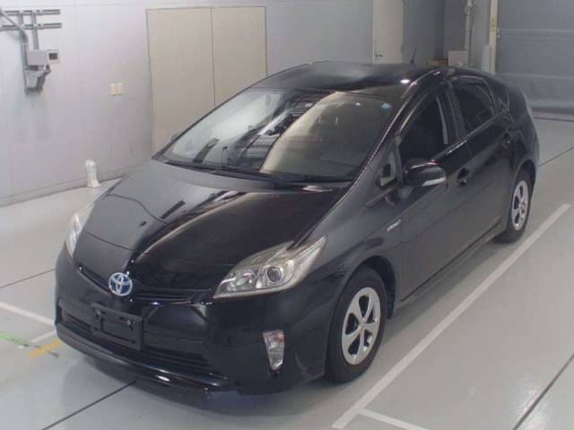 11117 TOYOTA PRIUS ZVW30 2013 г. (CAA Chubu)