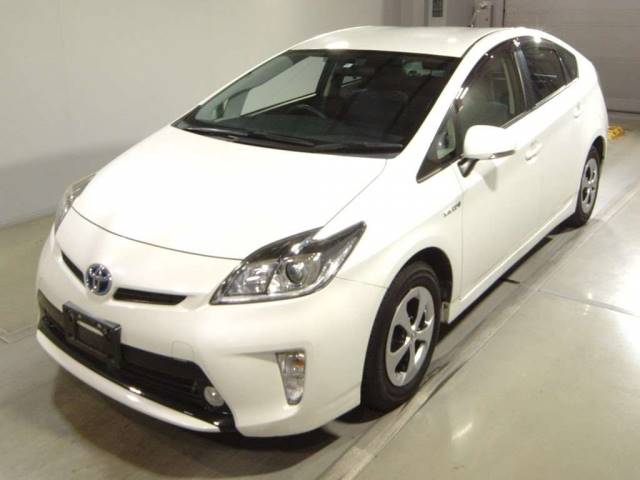 133 TOYOTA PRIUS ZVW30 2014 г. (TAA Tohoku)