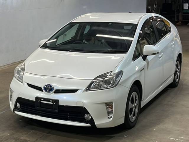 136 TOYOTA PRIUS ZVW30 2012 г. (KCAA Fukuoka)