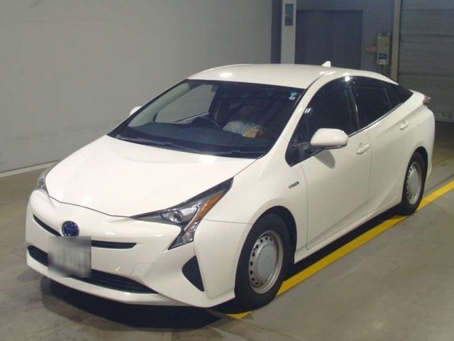 236 TOYOTA PRIUS ZVW55 2017 г. (TAA Yokohama)