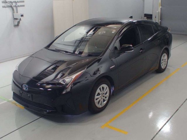 31551 TOYOTA PRIUS ZVW50 2016 г. (CAA Chubu)