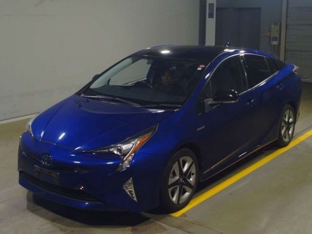 240 TOYOTA PRIUS ZVW50 2018 г. (TAA Yokohama)