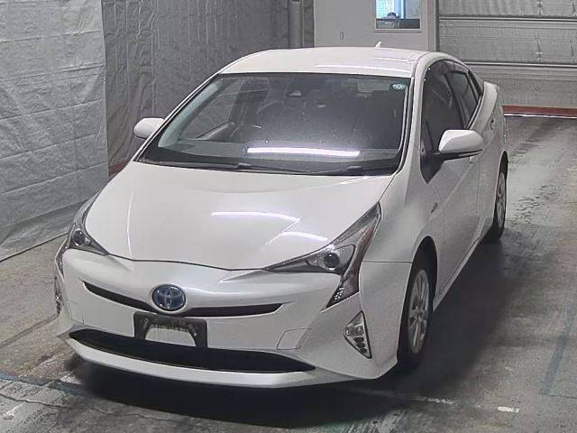 2503 TOYOTA PRIUS ZVW50 2016 г. (HERO)