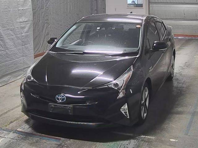 2538 TOYOTA PRIUS ZVW51 2016 г. (HERO)