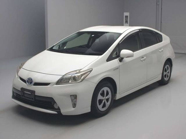 29055 TOYOTA PRIUS ZVW30 2012 г. (TAA Kantou)